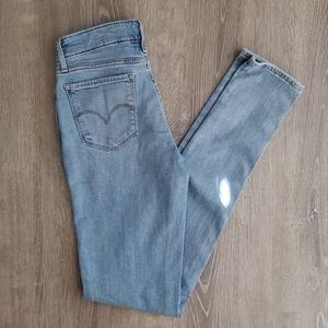 Levi's 711 Skinny Jeans